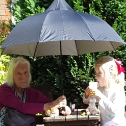 Ladies Classic Black Pagoda Umbrella – the “Parisian Parasol”